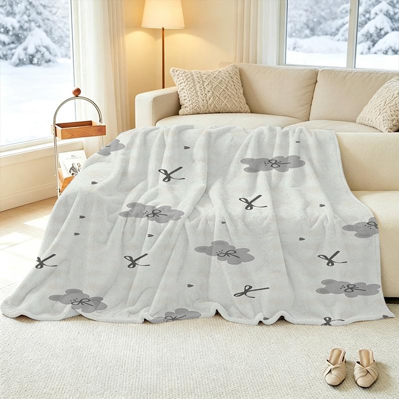 Cartoon Bear Flannel Throw Blanket – Lightweight, Soft & Warm Cozy for Home, Halloween & Christmas Use