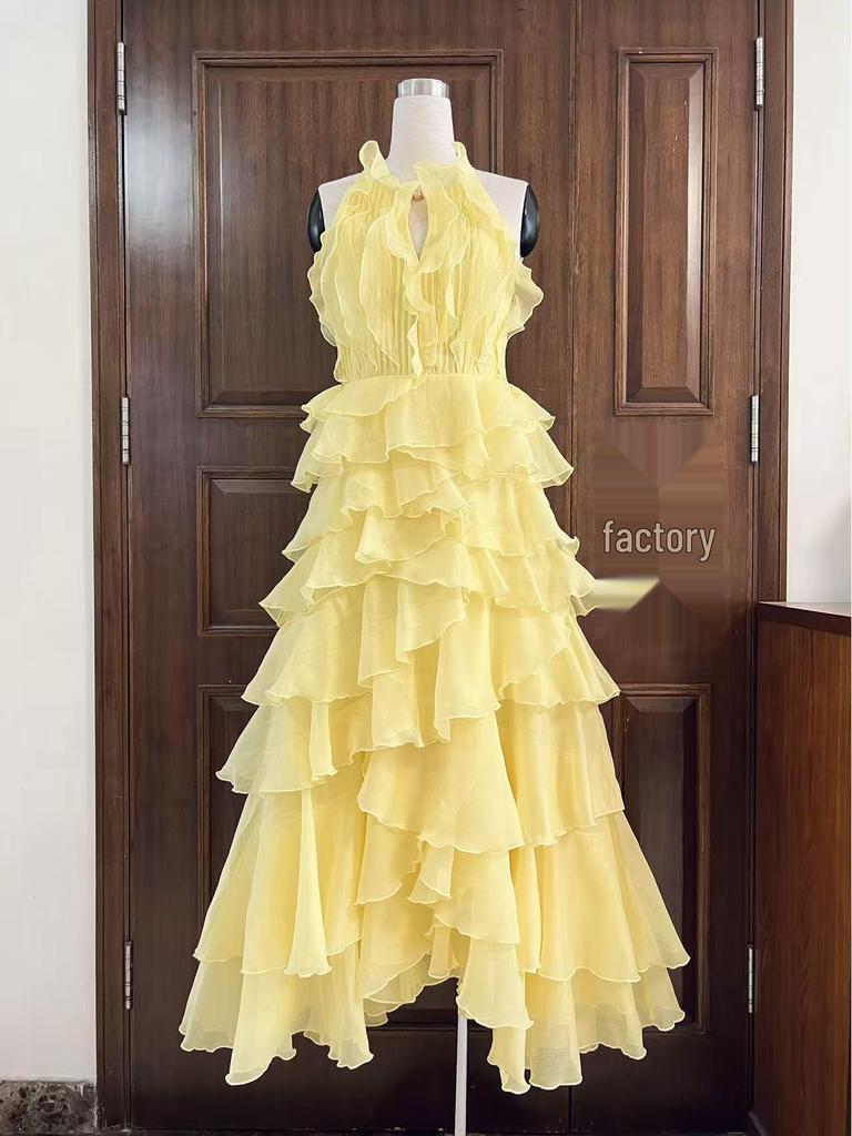 Elegant High-End Tiered Peplum Dress with Irregular Hem