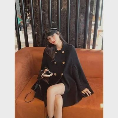 Qi Wei Celebrity-Style Wool Cape Coat for Women, 2024 Autumn/Winter, Mid-Length, Double-Breasted, Loose, Slimming Fit.
