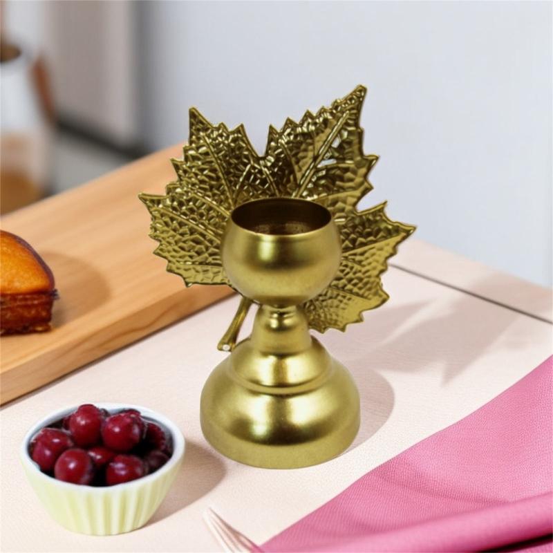 European Wrought Iron Wedding Table Candlestick Decoration Home Ornament Candlelight Dinner Metal Candle Holder