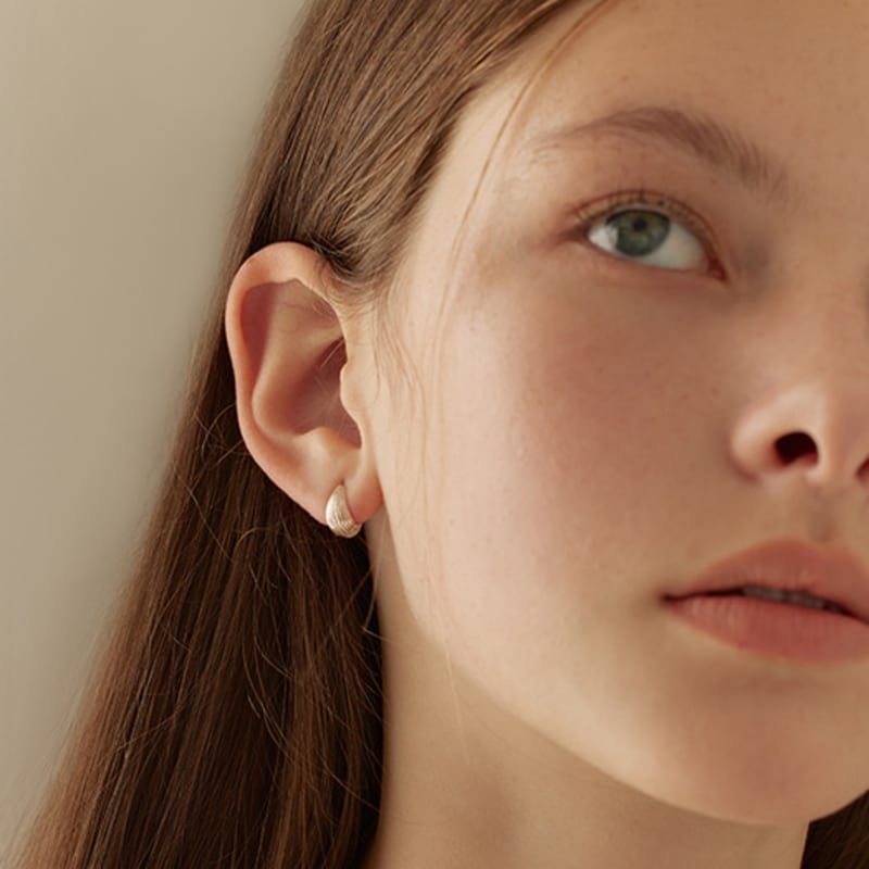 Life Monica hoop earring