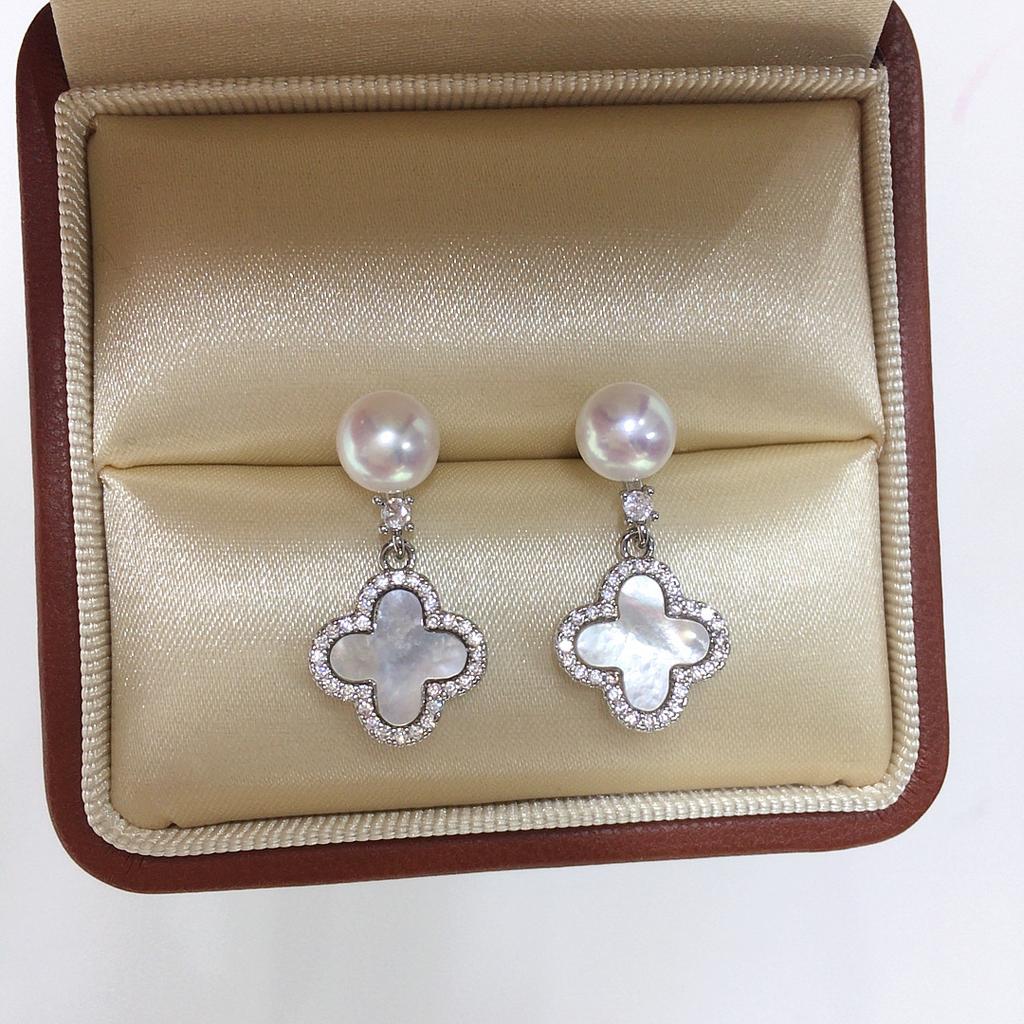 Fashion Four-leaf Clover Earrings for Women Exquisite Luxury Earrings