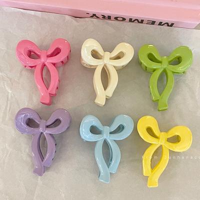 Accesorii pentru păr – Clame de păr