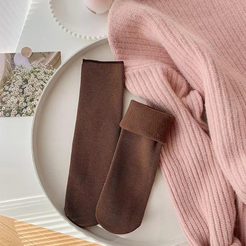 Women's Snow Socks, Mid-calf Fleece and Thickened Warm Sleeping Floor Stockings, Winter Women's Socks