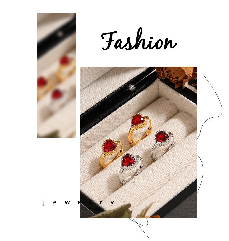 Koreanischer Luxus Titanstahl Herzförmiger Diamant Ohrschmuck