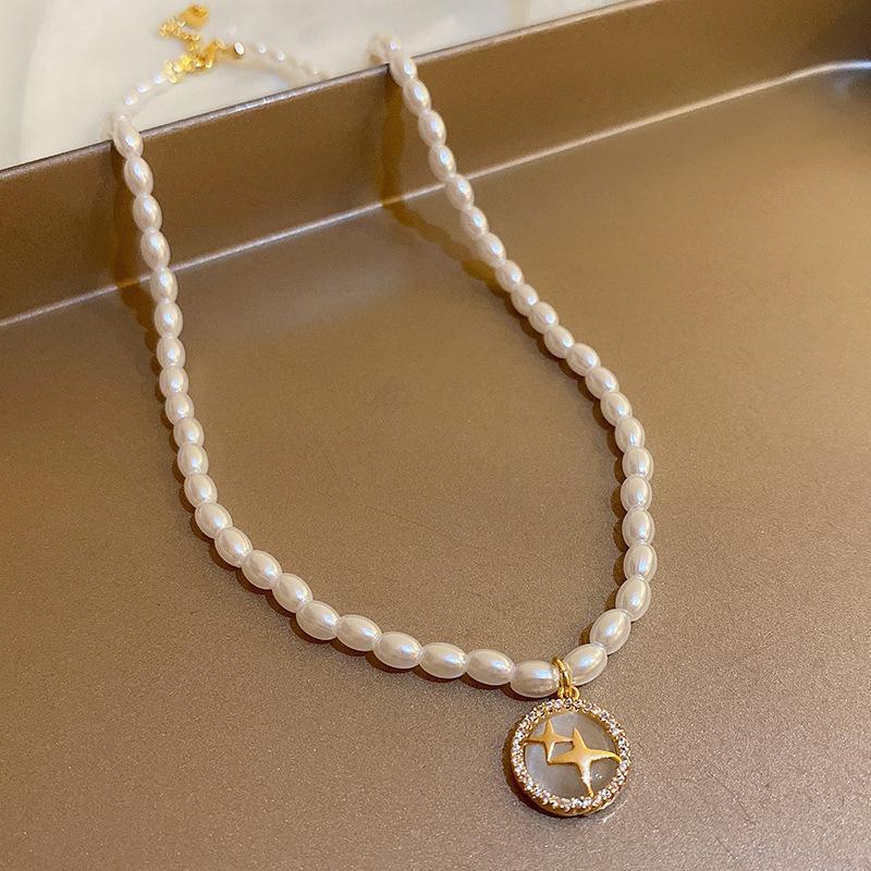 French retro artificial opal love flower pearl necklace collarbone chain Korean necklace women