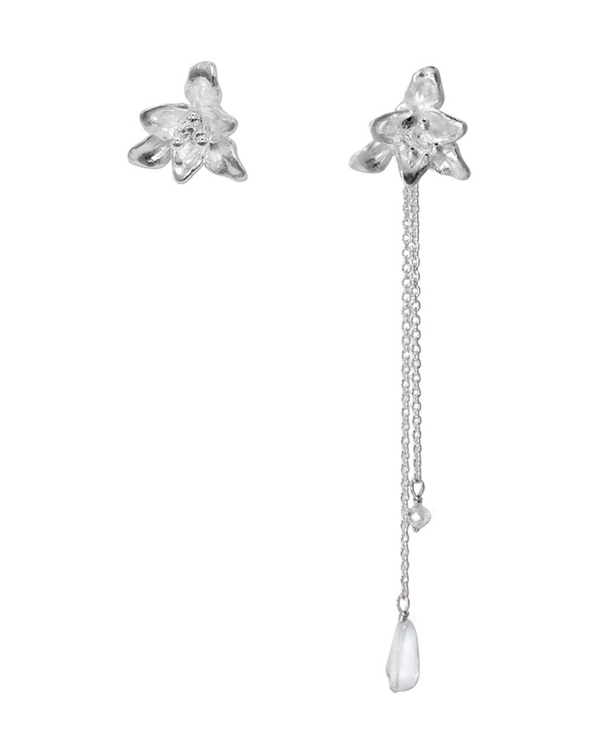 Limilimi Lily Flower Earrings 01