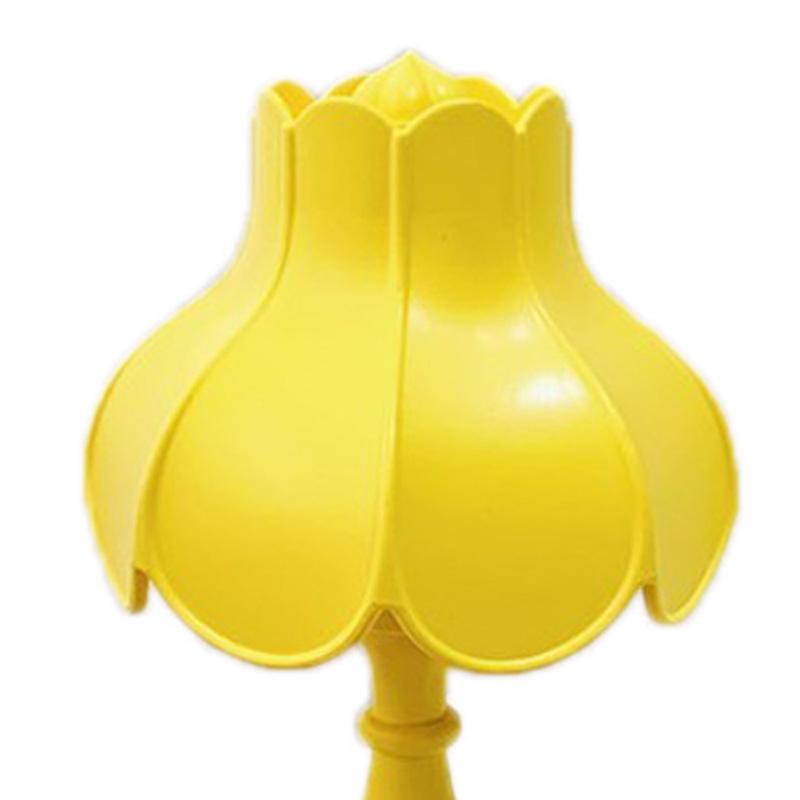 

Desk Lamp Retro Lotus Leaf Ingenious Lovely 3 Light Sources Small Table Night Lamp for Girls Bedroom Yellow жовтий