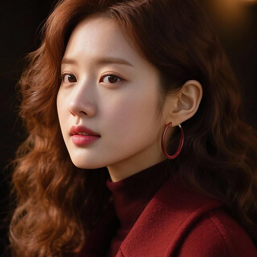 Autumn and winter new Ankola red big circle earrings exquisite trend atmosphere light luxury high sense fashionable earrings earrings