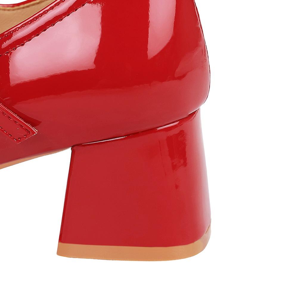 Sladké dámské boty Mary Jane se středním podpatkem, lakovaná kůže, mělký výstřih, kulatá špička, spona s kamínky a jednoduchý pásek