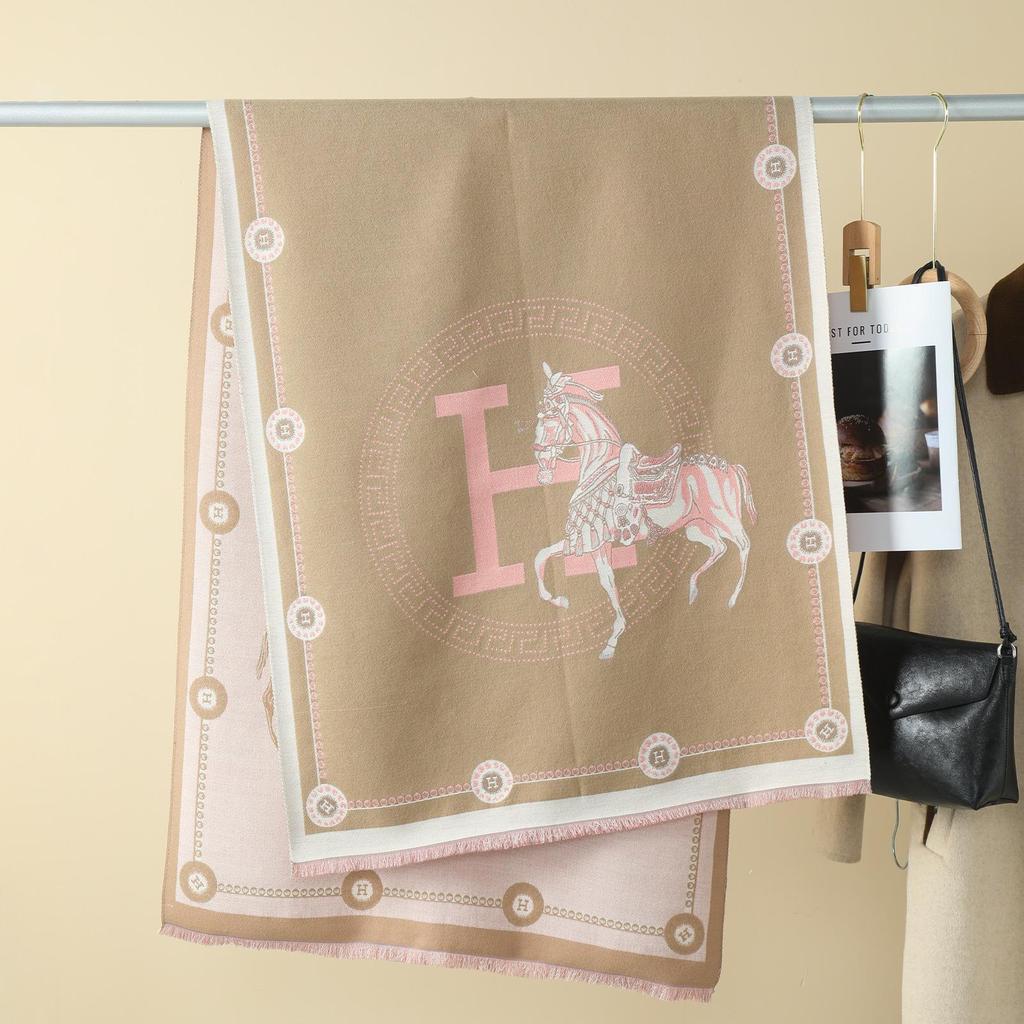 Double-Sided Women's Winter Ink Painting Snood: Imitation Cashmere Scarf for Air-Conditioned Rooms.