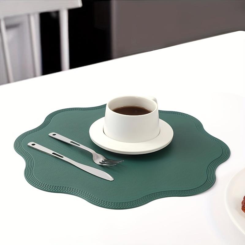 1/4/6PCS Round Placemats Sets Luxury Faux Leather Table Mats Pad Table Sets Embossed Flower Shaped Place Mats
