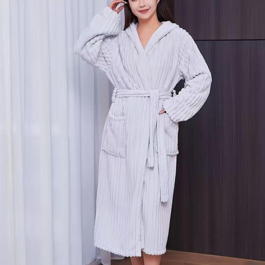 Unisex Coral Fleece Bathrobe: Full-Body Tie-Up Pajama Robe for Autumn/Winter