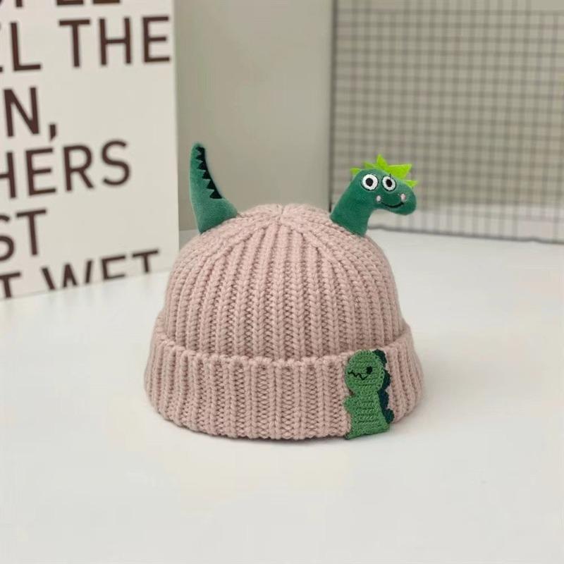 Winter new children's hats cute super cute cartoon shape boys and girls wool hats thermal hats sleeves knitted hats
