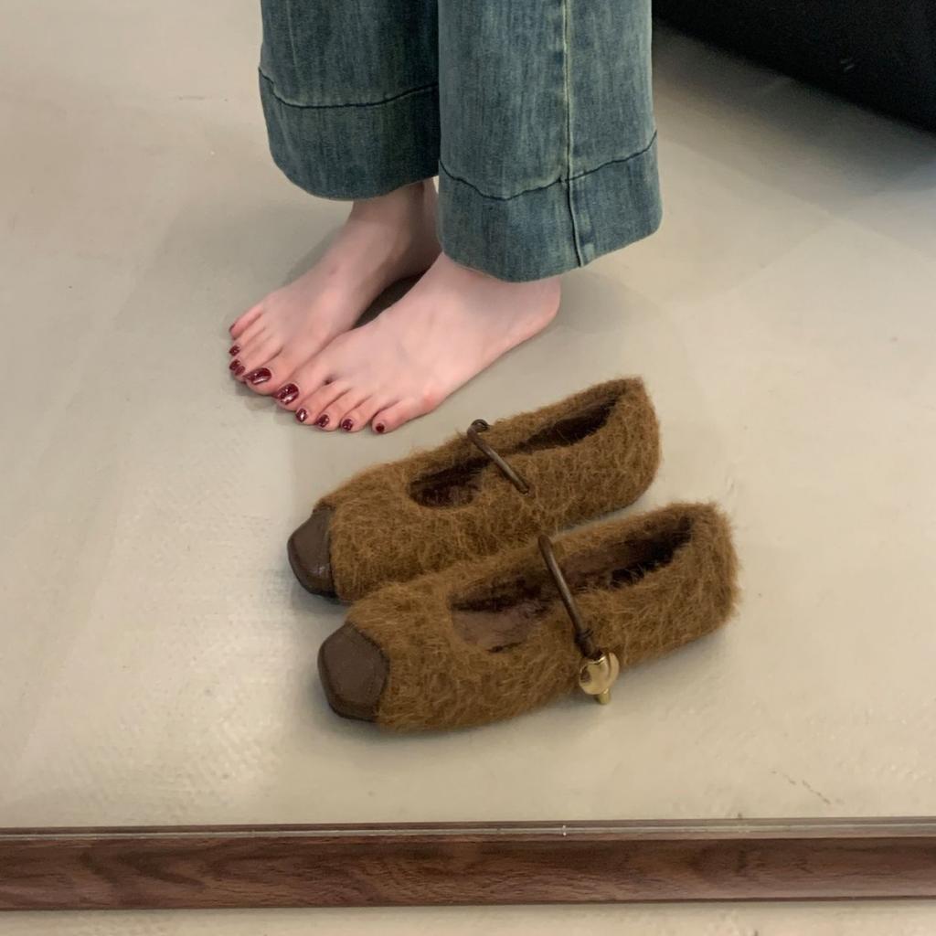 2025 autumn and winter new round head one-word buckle Mao Mao thick-soled foot cover velvet warm women's cotton shoes