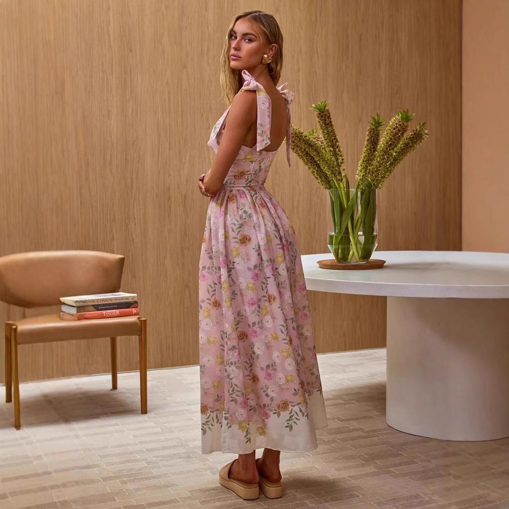 A New Summer Vacation Style French Floral Cinched-waist Slimming Color-block Halter Dress