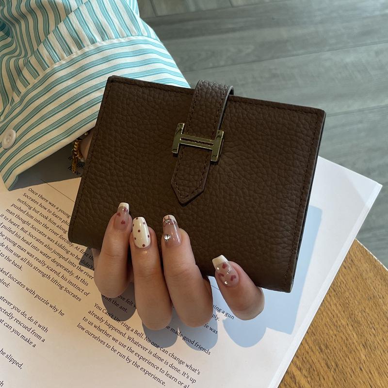 Genuine Leather Women's Short Wallet - 2026 Stylish High-End Multifunctional Card Holder & Coin Purse