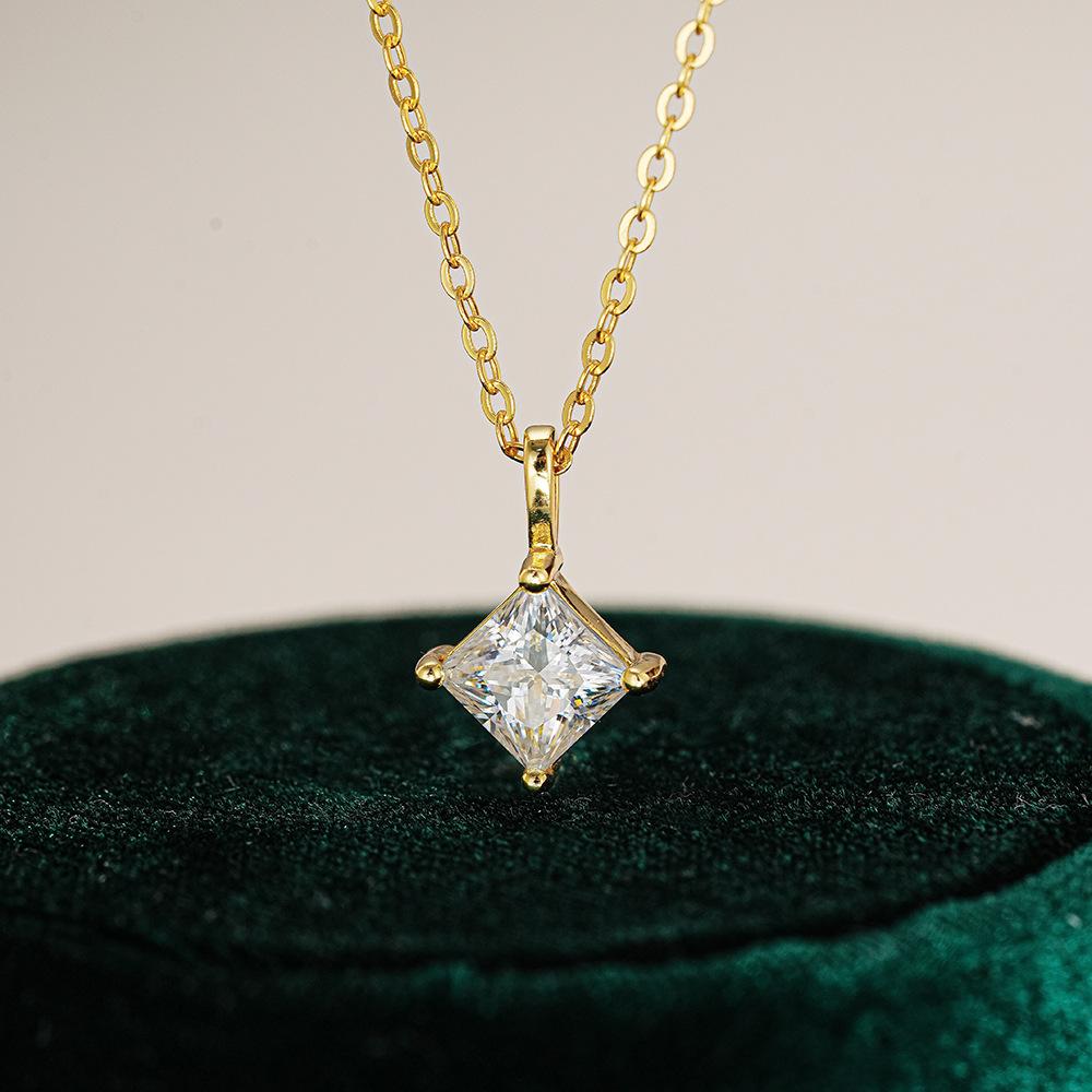 1 carat square necklace 925 sterling silver moissanite pendant female simple high-end collarbone chain pendant silver jewelry wholesale