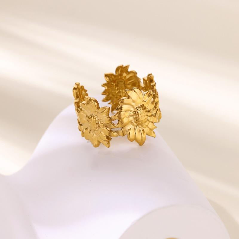 Wind Retro Gold Flowering High-end Sunflower Ring Plated with K Gold Titanium Steel Spring New Model