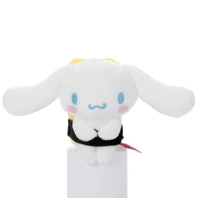 TAKARATOMY A.R.T.S Sanrio Characters Chokkori-san Suši Cinnamoroll Plīša rotaļlieta, Apm.. 15 cm plats