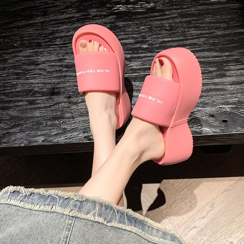 Thick-soled Letter One-word Slippers Women's 2025 New Small Height Increase Comfortable and Light One-pedal Simple Sandals