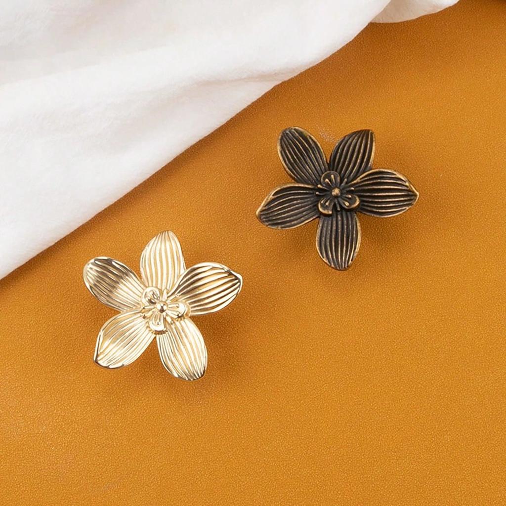 Golden Flower Drawer Pull Creative Petal Cabinet Handle Suitable for Dressing Table Furniture Cabinet HandleHardware Accessories