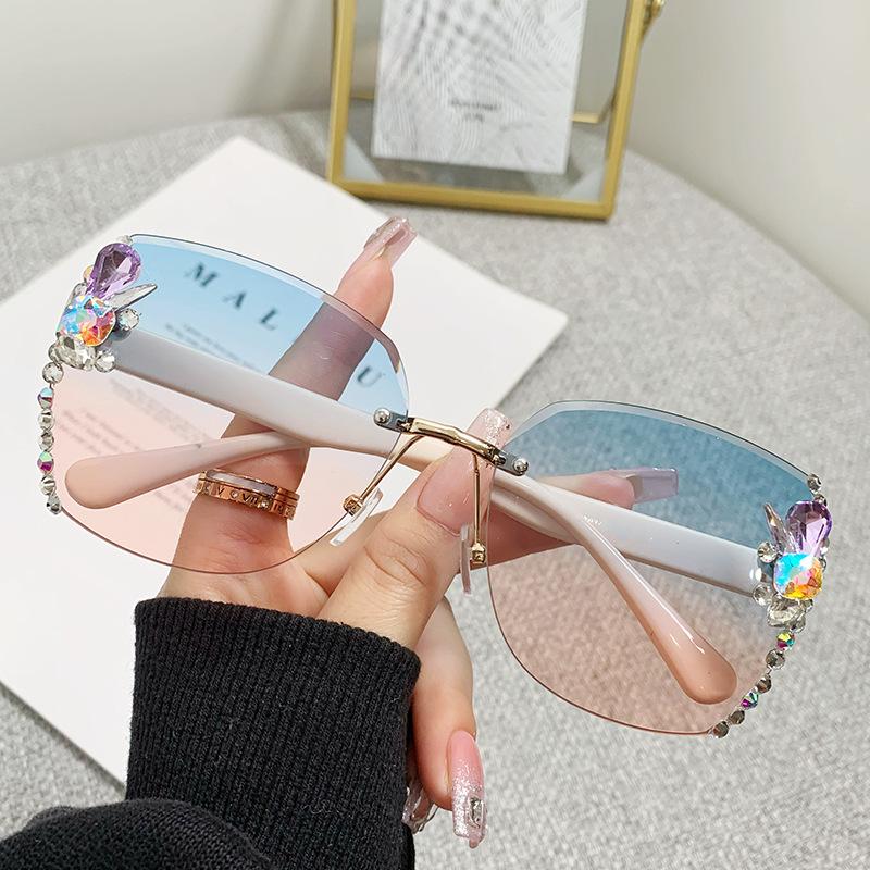 

Солнцезащитные очки без оправы с алмазной отделкой и гранями, женские солнцезащитные очки с защитой от ультрафиолета, солнцезащитные очки Marine [Source Factory Straight Hair]