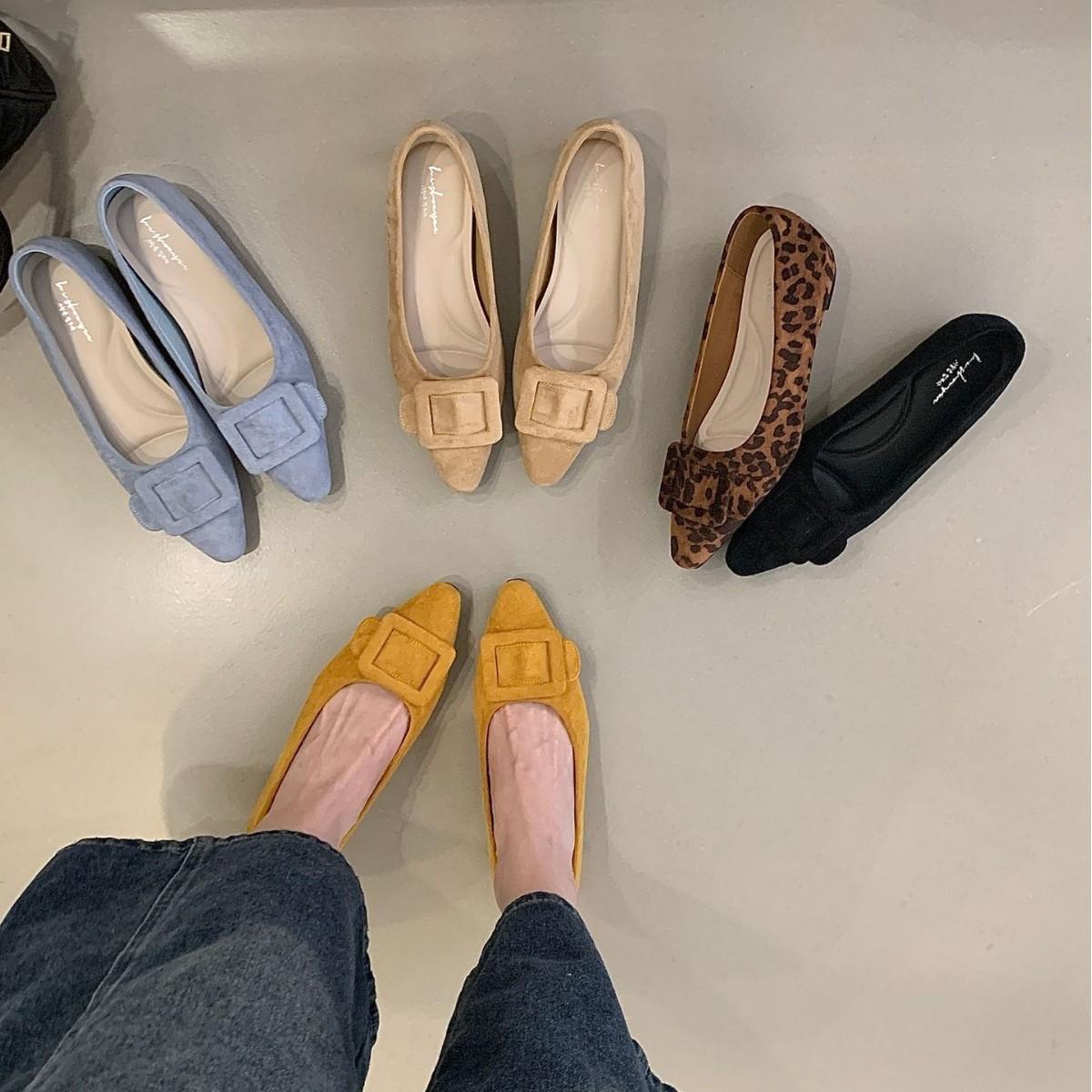 

2025 autumn and winter new pointed head shallow mouth inner height increase foot set versatile OL leopard print commuter women s single shoes Doudou 40 синий