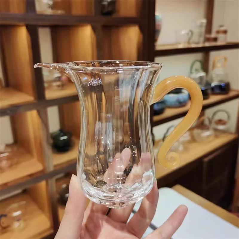 

200ML Imitation Jade Color Handle Glass Tea Pitcher Fair Cup Kung Fu Tea Set Chahai Tea Ceremony Glass Serving Teacup Teaware 150ML жовтий
