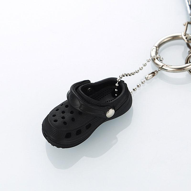 Neuer 3D Mini-Schuh-Schlüsselanhänger PVC-Schuh-Anhänger für Clogs Zubehör Damen Strandtasche Sandalen Schnalle Pin DIY Schmuck Dekoration
