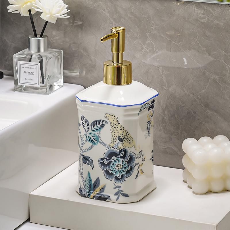 Creative Painted Flower Golden Press Soap Dispenser Exquisite Travel Portable Shampoo Bottle Home Large Capacity Lotion Bottle