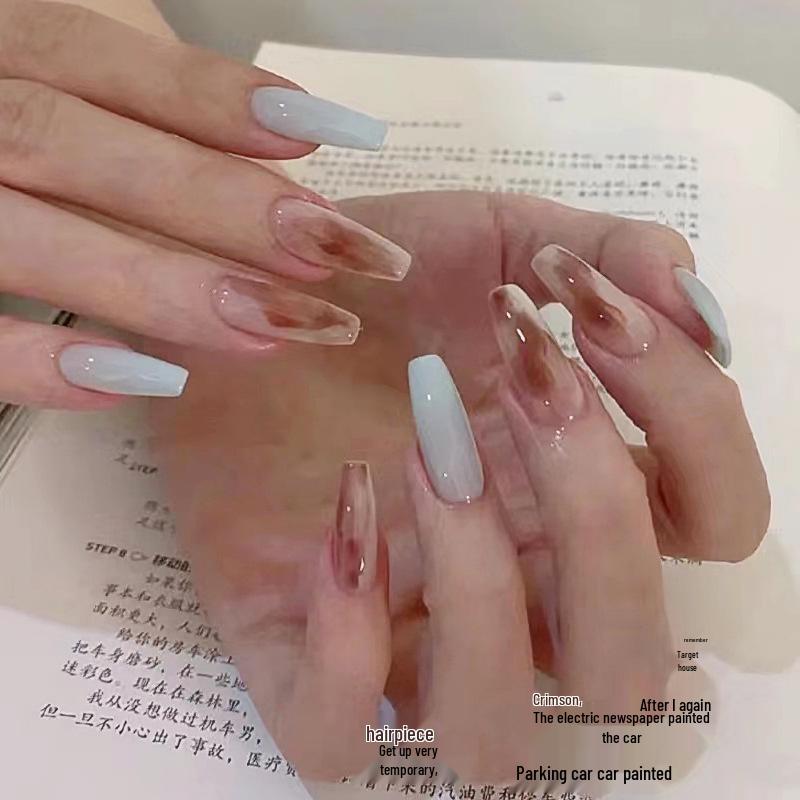 

Long Light Blue Gradient Press-On Nails with Caramel Amber Stickers – Autumn/Winter Style False Nails Glue Type