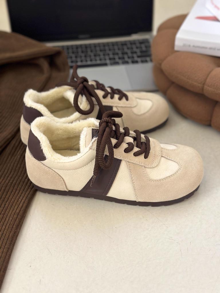 Shoes women's winter 2025 new velvet Birkenstocks round head ugly cute shoes casual sports fluffy Forrest Gump shoes