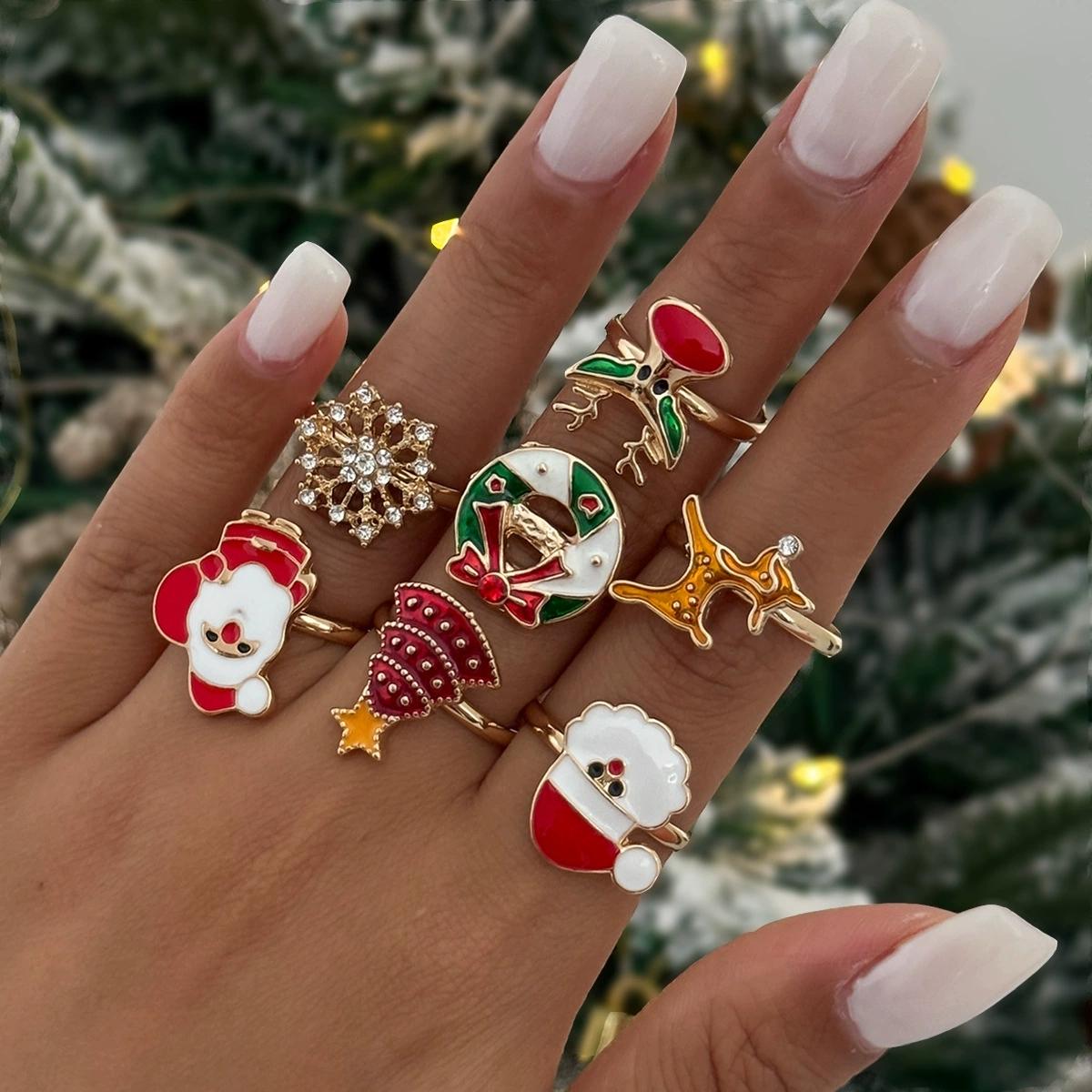 2025 Christmas Series Charm Rings Set for Men Women Sika Deer Snowflake Christmas Tree Rings Creative Zircon
