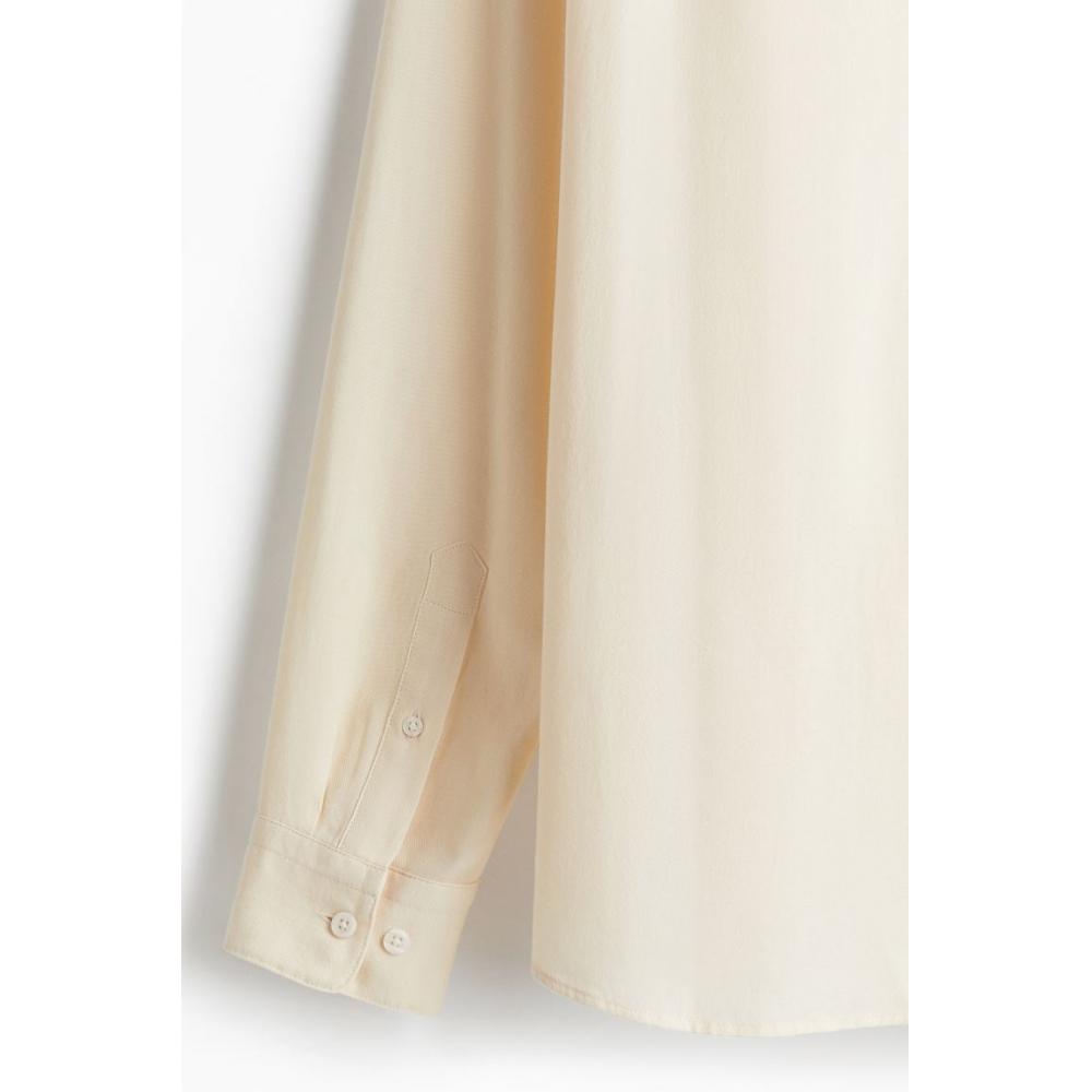H M Lyocell Blend sHirt Regular Fit ligHt Beige