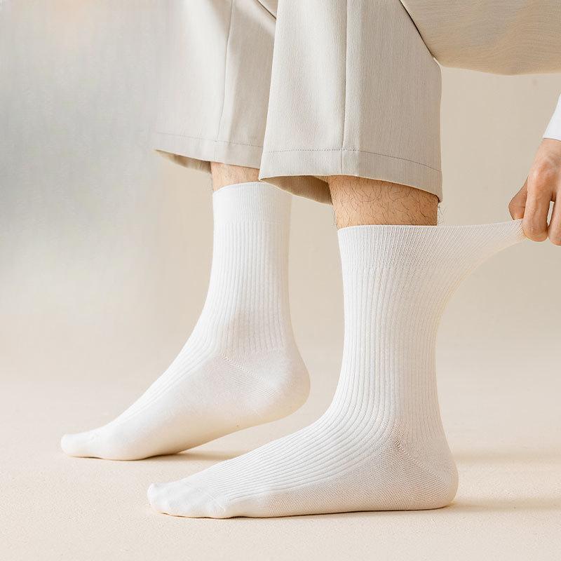 Men's Mid-calf Socks, Solid-colored Cotton Socks for Autumn and Winter, Sweat-absorbing, Versatile for Sports, Boneless Long Stockings for Business