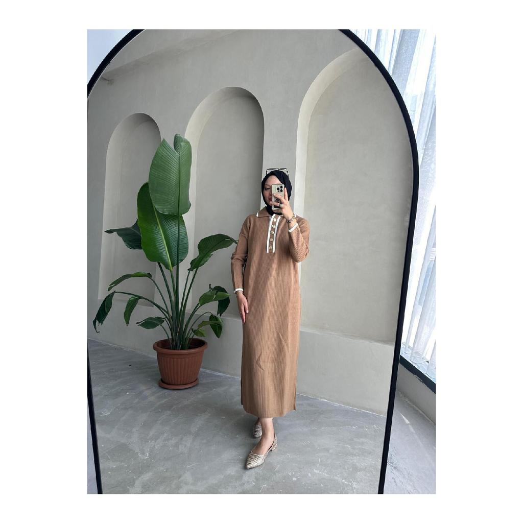 Übergroßes, geknöpftes V-Ausschnitt-Hijab-Kleid aus gerippter Strickware, geripptes langes Winterkleid in voller Länge