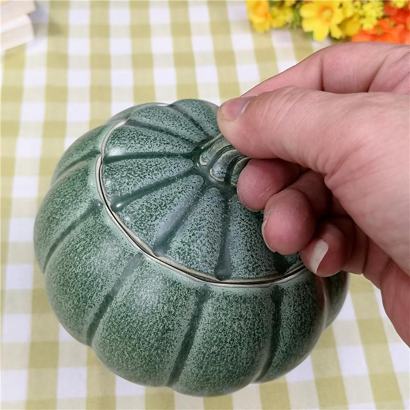 Household Creative Pumpkin Ceramic Tea Jar Moisture Storage Can Personalized Small Sealed Snack Can Simulated Vegetable Jar