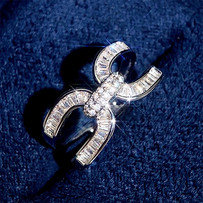 Huitan Dazzling Cross Shaped Opening Rings Women Inlaid Brilliant Cubic Zirconia Luxury Trendy Wedding Bands Party  New