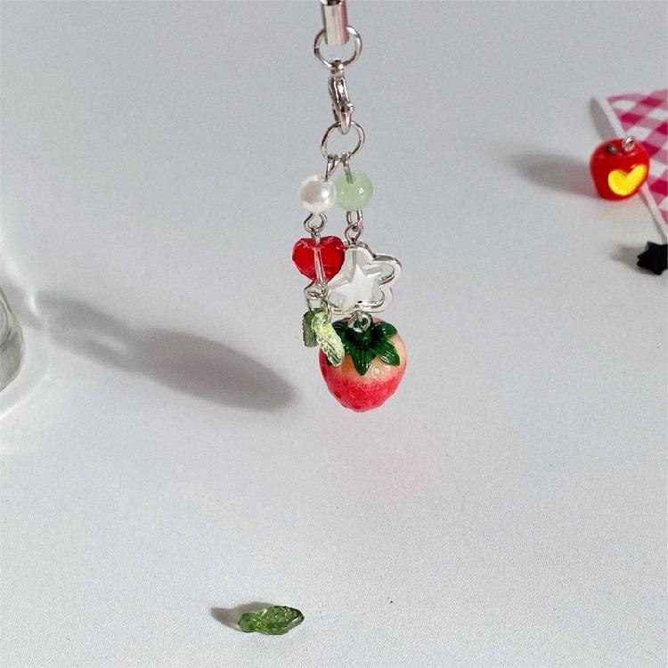 Lovely Handmade Strawberry Bead Keychain Colorful Beaded Keychains Phone Lanyard Fashionable Jewelry for Backpack