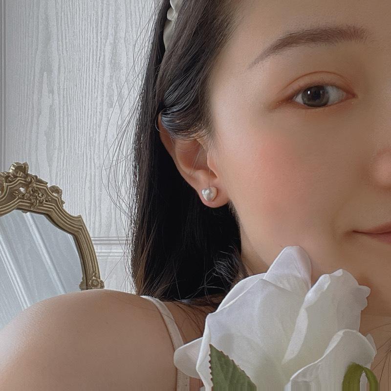 Heart-shaped Pearl Earrings for Women, Love Sweet Earrings Niche Design High-end Retro French Style