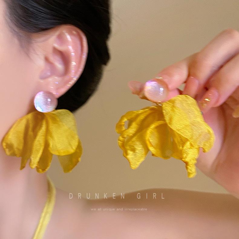 Golden Autumn Dangui Long Tassel Flower Mori Sweet Niche Design Earrings Ear Hooks Mosquito Coil Disc Ear Clips Women