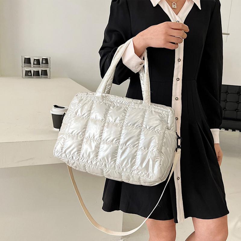 Cotton Clothing Bag Autumn and Winter New Embroidered Thread Space Cotton Messenger Bag Fashion Bright Women's Bag Casual Handbag