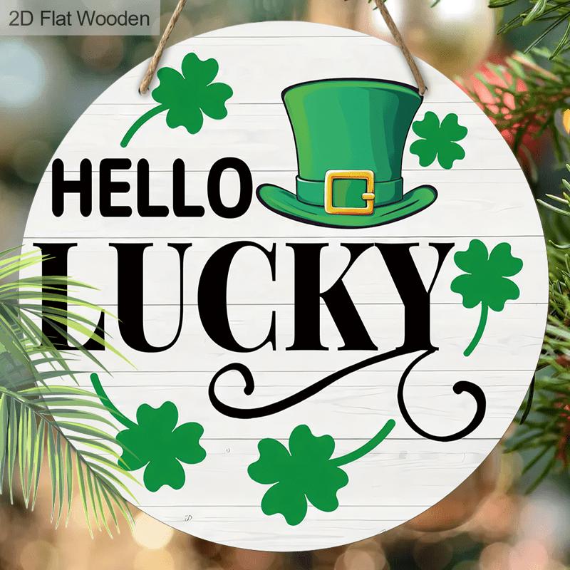 Rustic Wooden Sign with Shamrock Lucky Clover Pattern, Round Sign for Front Door, Wall Hanging Decor - Ideal St Patricks Day Gift for Family & Friend