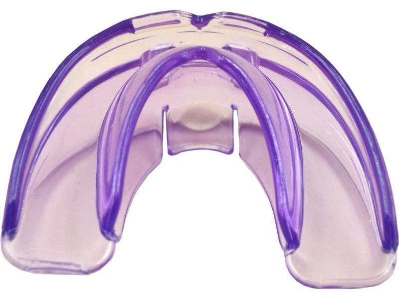 Ortodontický chránič zubů pro rovnání zubů a box