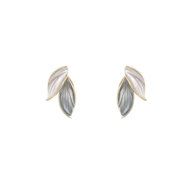 S925 Silver Needle Simple Leaf Stud Earrings - Elegant & Versatile 2023 Women's Trend