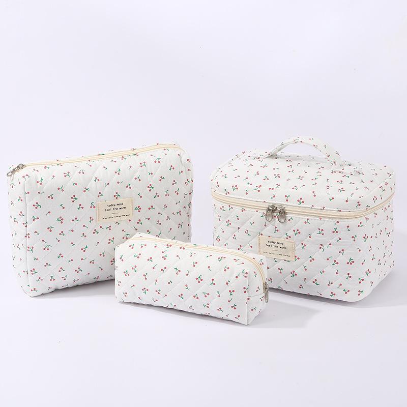 Three-Piece Floral Large-Capacity Makeup and Travel Bag Set