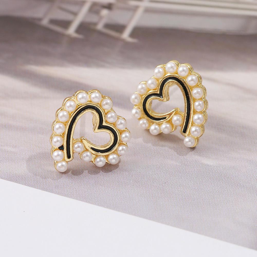 Unique Design Twisted Wire Pearl Heart Earrings - S925 Silver Needle Luxury for Women