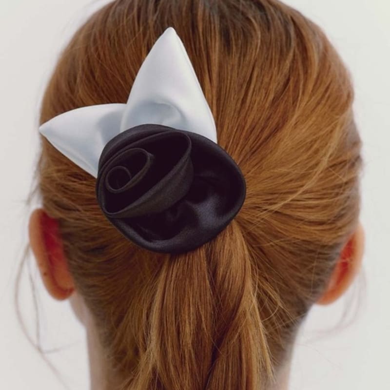 hish black rose 2 - white