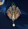 Elegant Rhinestone Animal Brooch: High-End Flower Design for Women's Coats and Accessories